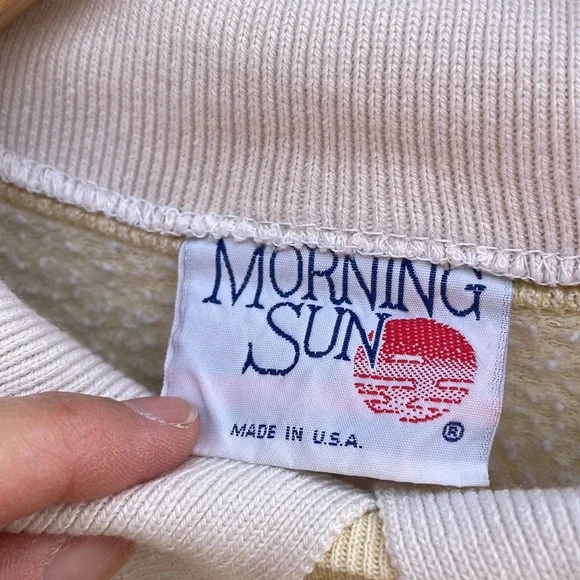 Lovely Yellow Collared Vintage Top - Picture 3 of 7